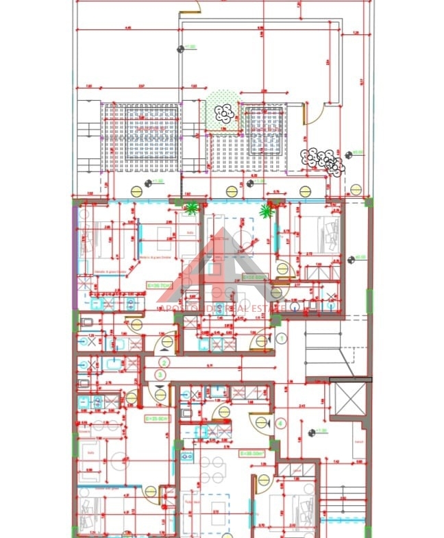 648