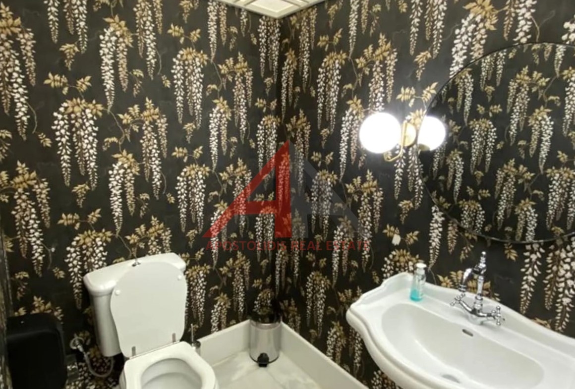 1160